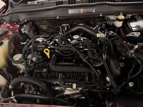 Used 2019 Ford Fusion SE FWD image 30