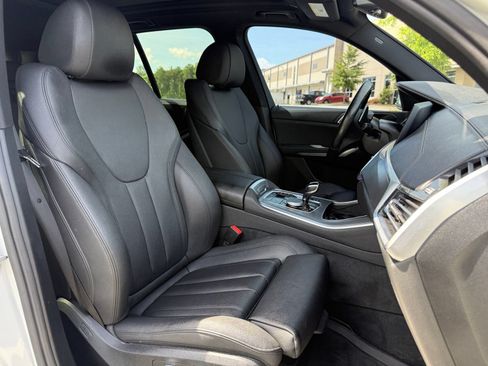 Used 2019 BMW X5 xDrive40i w/ Premium Package 2 AWD/4WD image 37