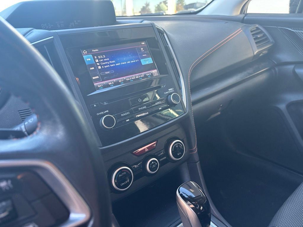 Used 2020 Subaru Crosstrek 2.0i Premium AWD/4WD image 9