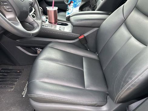 Certified 2023 Nissan Murano SV w/ SV Midnight Edition Package image 3