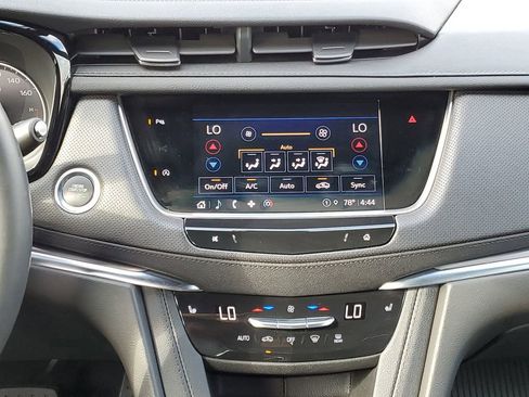 Used 2024 Cadillac XT5 Luxury w/ LPO, Floor Liner Package image 30