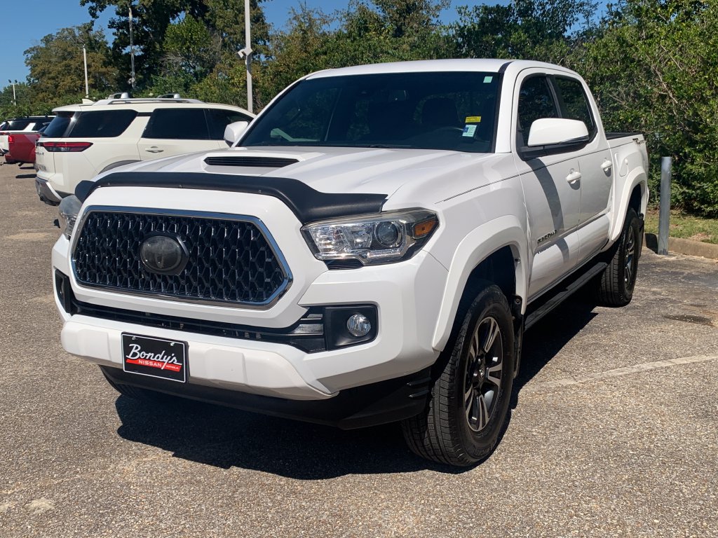 Used 2018 Toyota Tacoma TRD Sport RWD image 4