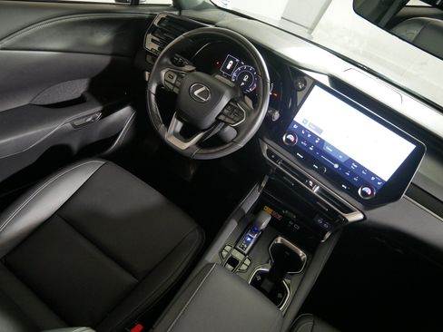 Used 2024 Lexus RX 350 Premium w/ Convenience Package AWD/4WD image 9