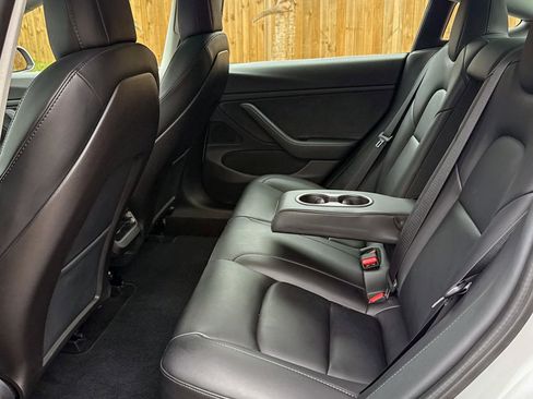 Used 2020 Tesla Model 3 Long Range image 34