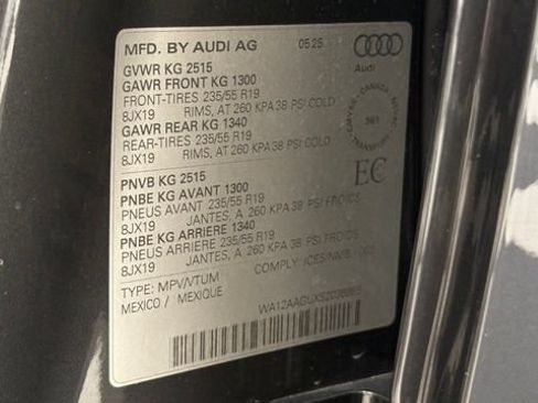 Used 2025 Audi Q5 Premium Plus AWD/4WD image 45