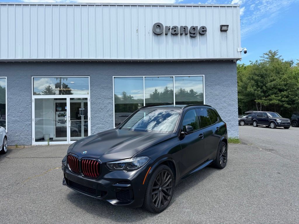 Used 2022 BMW X5 xDrive40i w/ M Sport Package AWD/4WD image 1