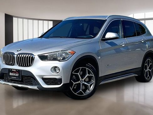 Used 2018 BMW X1 xDrive28i AWD/4WD image 2