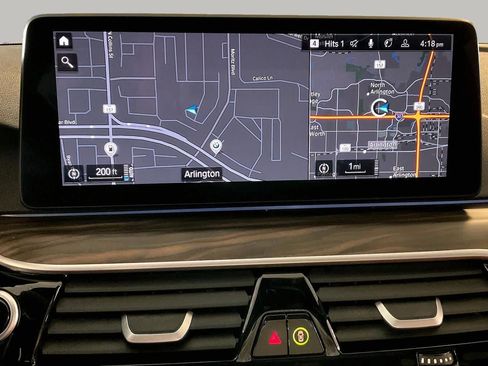 Used 2023 BMW 530e w/ M Sport Package RWD image 6