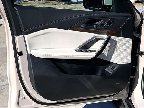 New 2026 BMW X1 xDrive28i w/ Convenience Package image 10