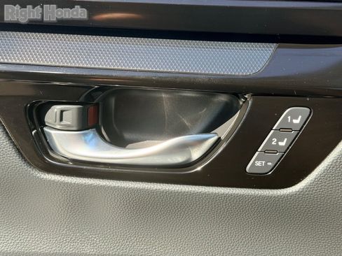 Used 2025 Honda CR-V Sport Touring image 20