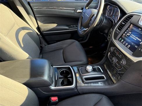 Used 2020 Chrysler 300 Touring w/ Sport Appearance Package image 23