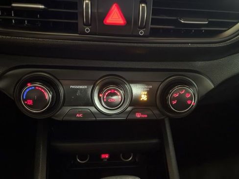 Used 2023 Kia Forte LXS w/ LXS Technology Package image 29