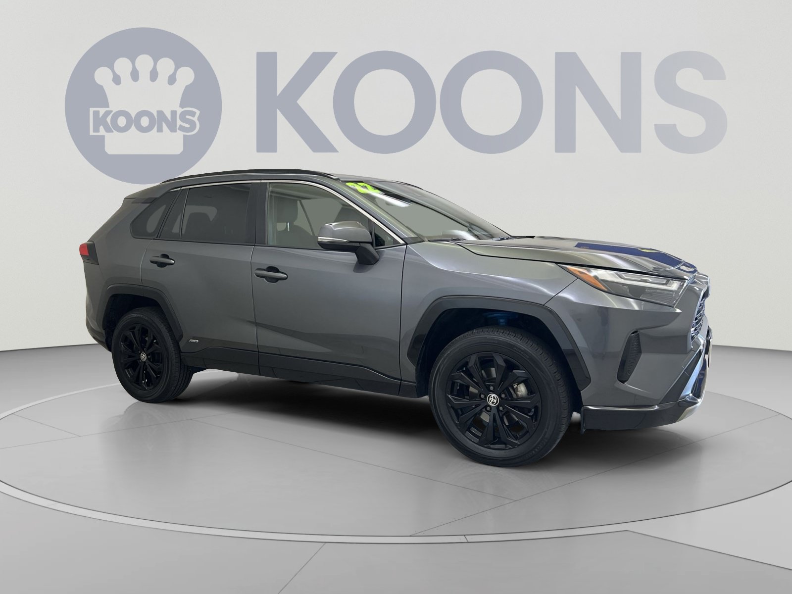 Used 2022 Toyota RAV4 SE w/ Convenience Package AWD/4WD image 10