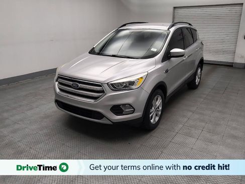 Used 2017 Ford Escape SE w/ Equipment Group 201A FWD image 1