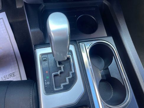 Used 2016 Toyota Tundra SR5 image 25