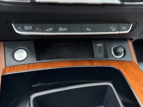 Used 2021 Audi Q5 e Premium Plus w/ Premium Plus Package image 13