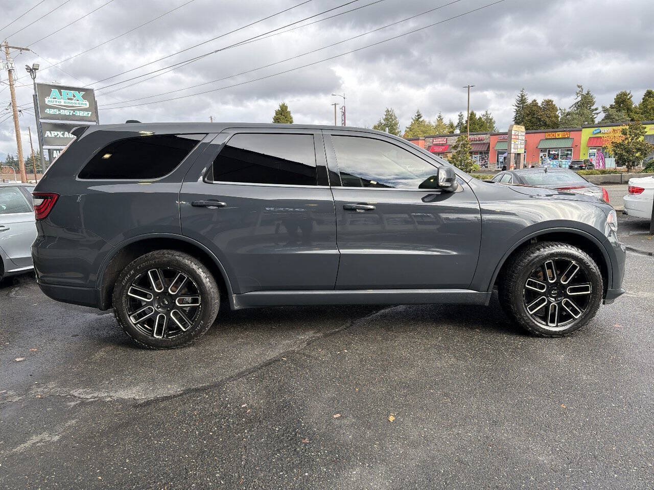Used 2018 Dodge Durango GT AWD/4WD image 9