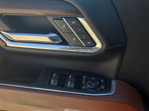 Used 2024 GMC Sierra 2500 Denali Ultimate w/ Max Trailering Package image 28