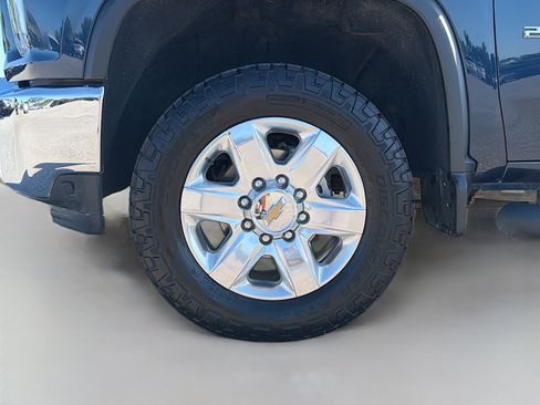 Used 2022 Chevrolet Silverado 2500 LTZ w/ LTZ Premium Package AWD/4WD image 42