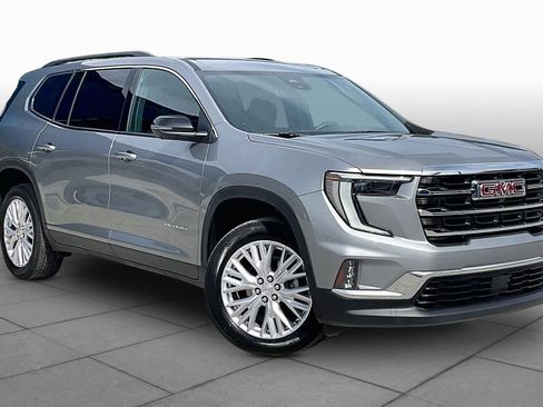 Used 2026 GMC Acadia Elevation w/ Elevation Premium Package FWD image 3