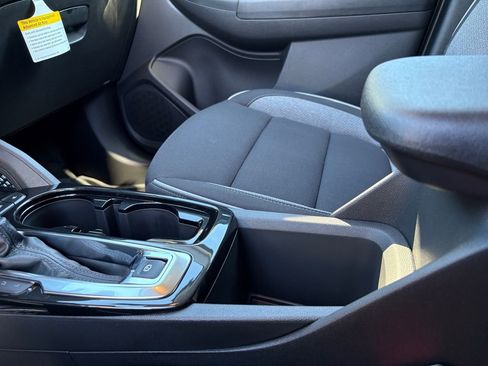 New 2026 Chevrolet TrailBlazer LT w/ Convenience Package image 2