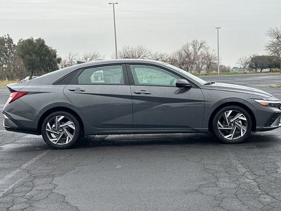 New 2025 Hyundai Elantra Sport
