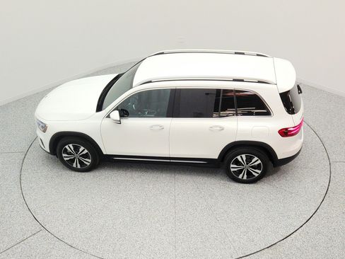 Used 2025 Mercedes-Benz GLB 250 image 29
