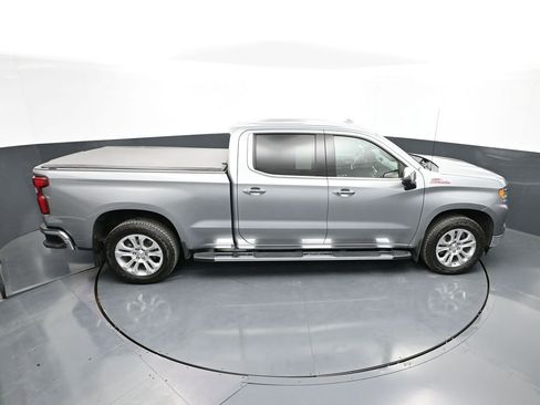 Used 2024 Chevrolet Silverado 1500 LTZ AWD/4WD image 39