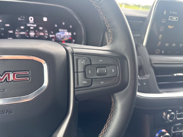 Used 2023 GMC Yukon AT4 w/ AT4 Premium Plus Package AWD/4WD image 16
