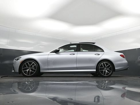 Used 2023 Mercedes-Benz E 350 Sedan image 38