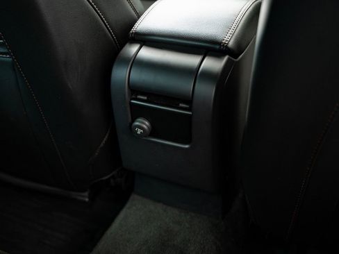 Used 2018 Volvo S60 T5 Cross Country Platinum image 33