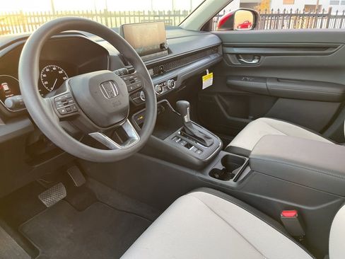Used 2025 Honda CR-V LX image 18