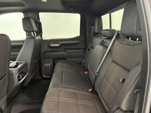 Certified 2024 Chevrolet Silverado 1500 High Country w/ High Country Premium Package AWD/4WD image 18