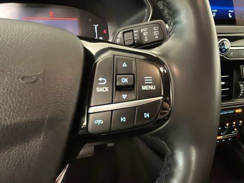 Used 2024 Ford Escape Active AWD/4WD image 16