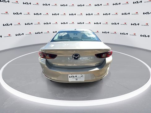 Used 2022 MAZDA MAZDA3 s image 7