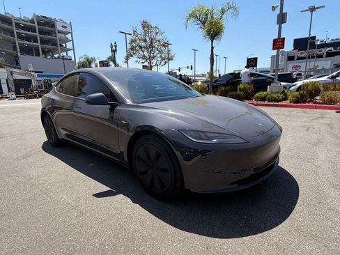Used 2024 Tesla Model 3 Standard Range RWD image 5