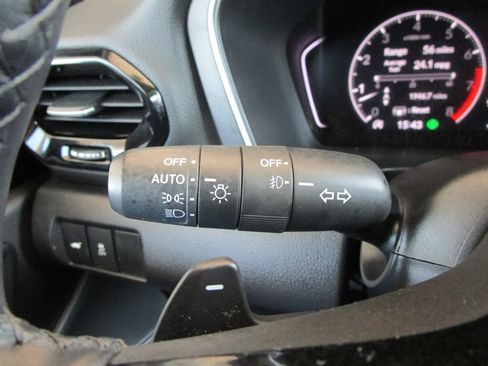 Used 2025 Honda Pilot EX-L image 30