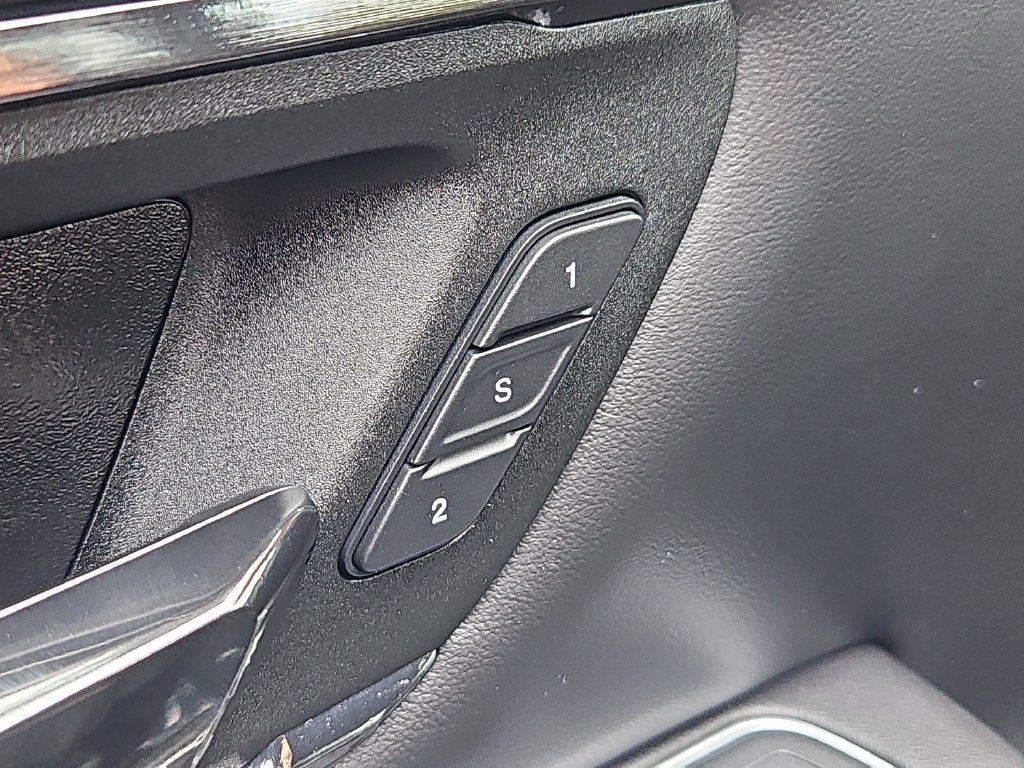 Used 2022 RAM 1500 Limited w/ Body-Colour Bumper Group AWD/4WD image 20