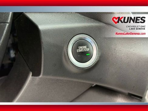 Used 2024 GMC Terrain SLT AWD/4WD image 32
