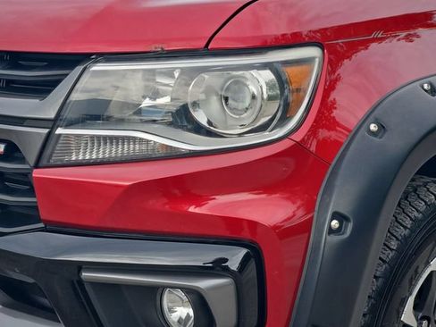 Used 2021 Chevrolet Colorado Z71 w/ Safety Package RWD image 10