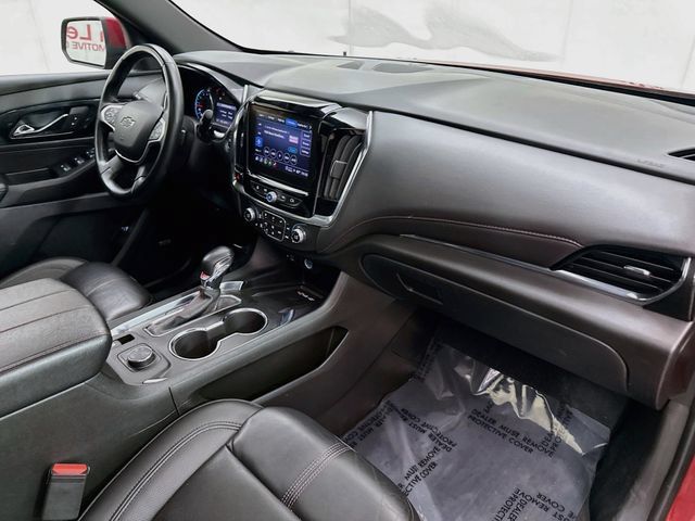 Used 2023 Chevrolet Traverse RS AWD/4WD image 32