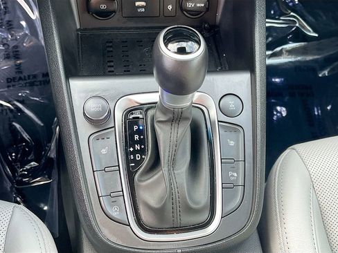 Used 2023 Hyundai Kona Limited AWD/4WD image 17