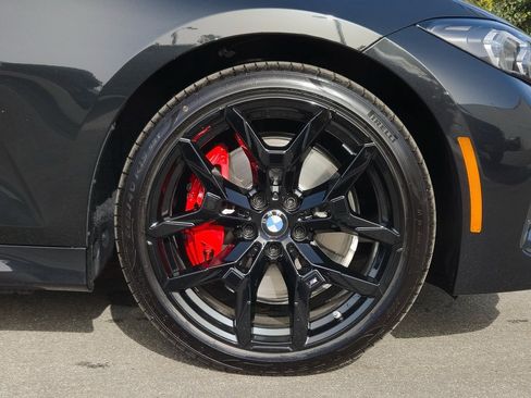 New 2026 BMW 330i Sedan w/ M Sport Package image 9