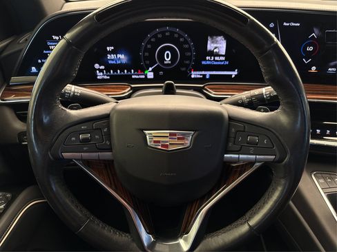 Certified 2022 Cadillac Escalade Premium Luxury w/ Performance Package AWD/4WD image 20