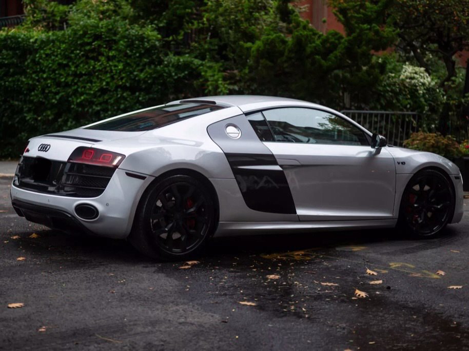 Used 2012 Audi R8 V10 AWD/4WD image 32