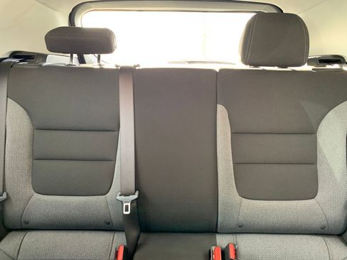 Used 2025 Chevrolet TrailBlazer LT image 36