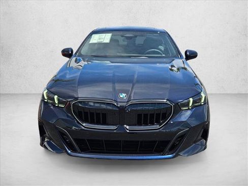New 2027 BMW 530i xDrive w/ M Sport Package AWD/4WD image 6