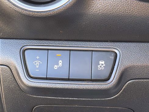 Used 2023 Kia Forte GT-Line image 15