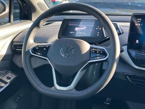 Used 2023 Volkswagen ID.4 Pro S image 16