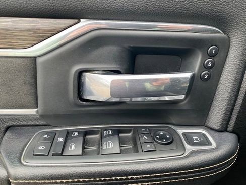 Used 2019 RAM 2500 Laramie AWD/4WD image 20